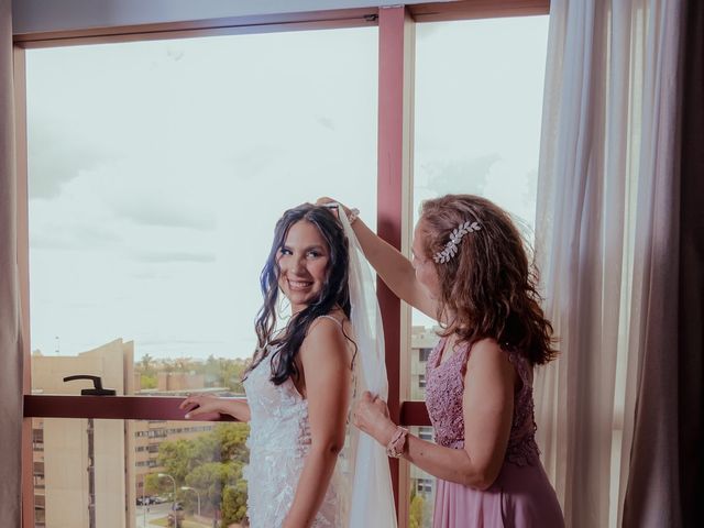 La boda de Renzo y Dayanna  en Madrid, Madrid 9
