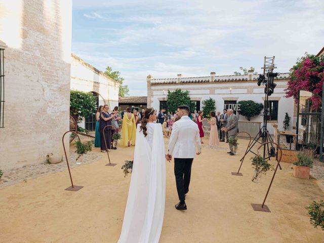 La boda de Cristian y Marina en Espartinas, Sevilla 43