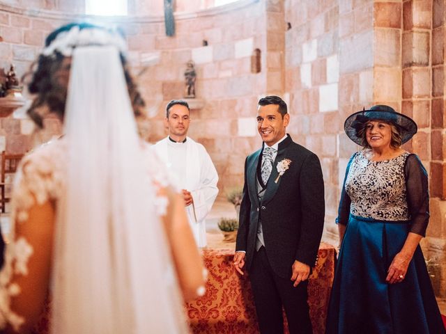 La boda de Alfonso y Esmeralda en Santa Maria De Mave, Palencia 18