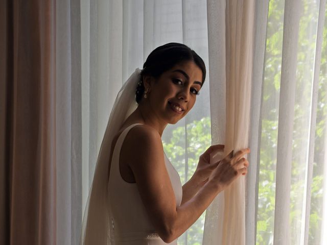La boda de Laura y Yakeri en Barcelona, Barcelona 14