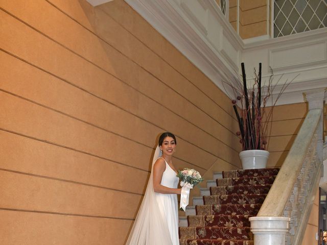 La boda de Laura y Yakeri en Barcelona, Barcelona 17