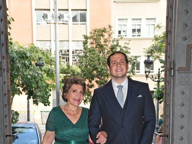 La boda de Laura y Yakeri en Barcelona, Barcelona 19