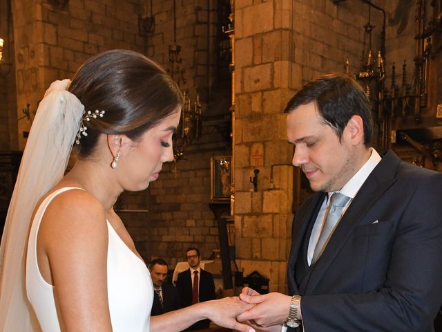 La boda de Laura y Yakeri en Barcelona, Barcelona 35