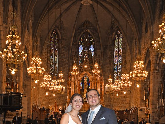 La boda de Laura y Yakeri en Barcelona, Barcelona 44