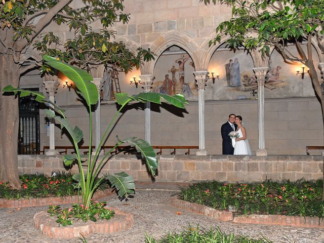 La boda de Laura y Yakeri en Barcelona, Barcelona 53