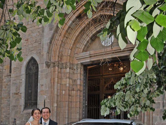 La boda de Laura y Yakeri en Barcelona, Barcelona 60