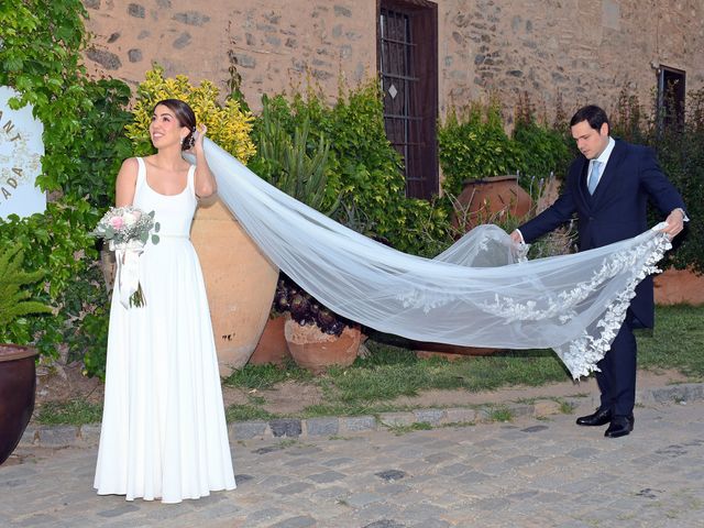 La boda de Laura y Yakeri en Barcelona, Barcelona 61