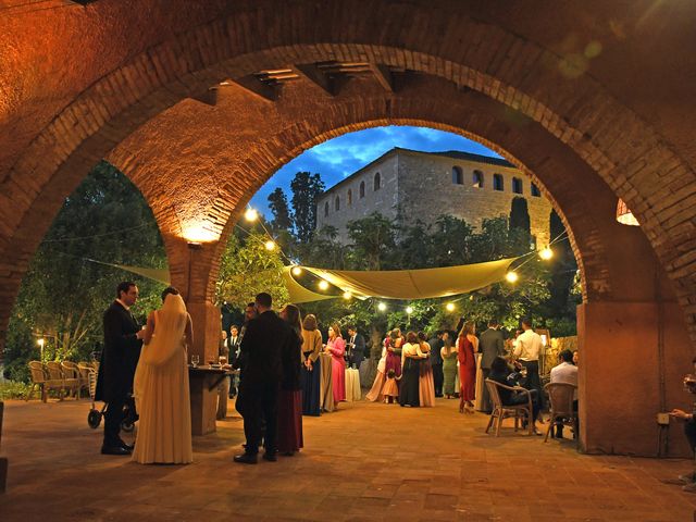 La boda de Laura y Yakeri en Barcelona, Barcelona 64