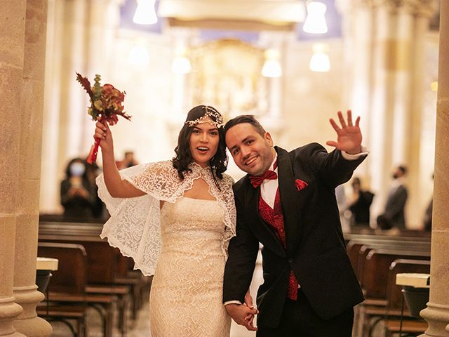 La boda de Wallys y Carla  en Barcelona, Barcelona 35