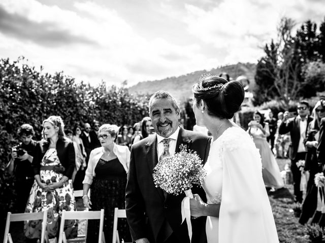 La boda de Sheyla y Garbiñe en Quejana, Álava 25