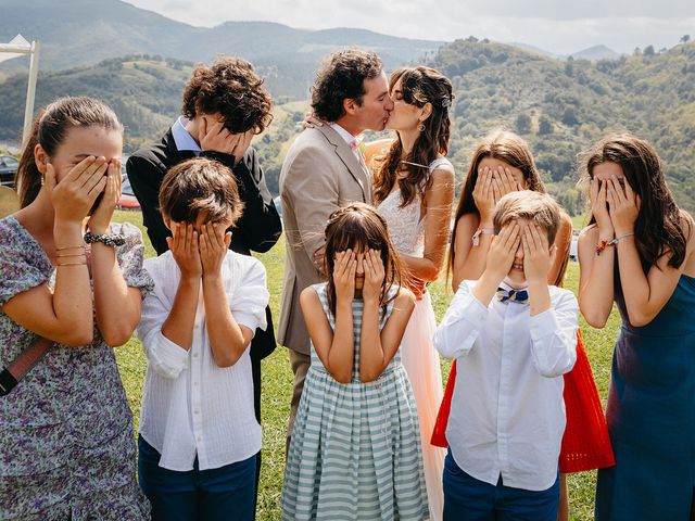 La boda de Xabier y Estefanía en Orio, Guipúzcoa 34