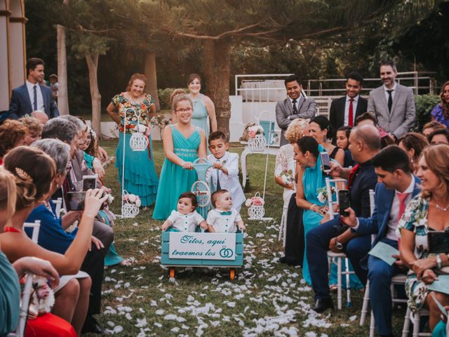 La boda de Benjamin y Rebeca en Dos Hermanas, Sevilla 222