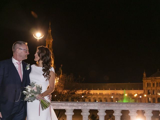 La boda de Gareth y Marta en Sevilla, Sevilla 38