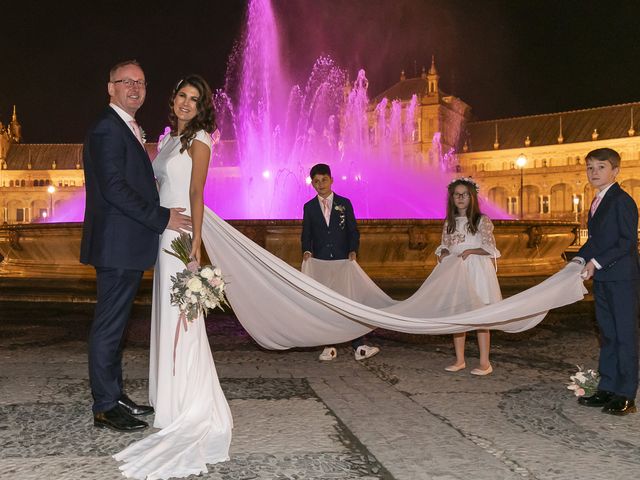La boda de Gareth y Marta en Sevilla, Sevilla 41