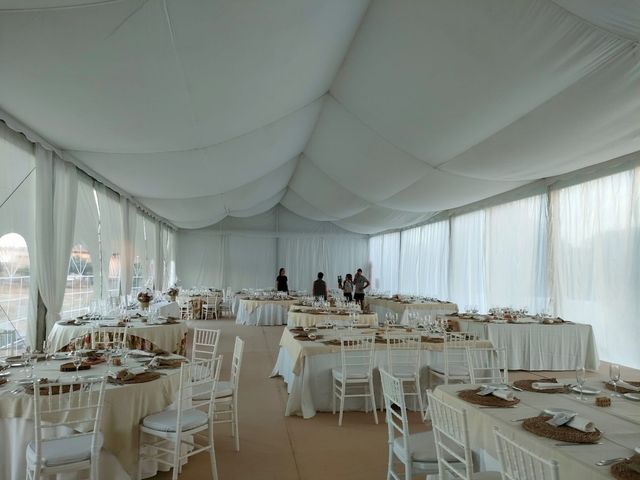 La boda de Lucía  y Jonatan  en Villanueva De Jamuz, León 3