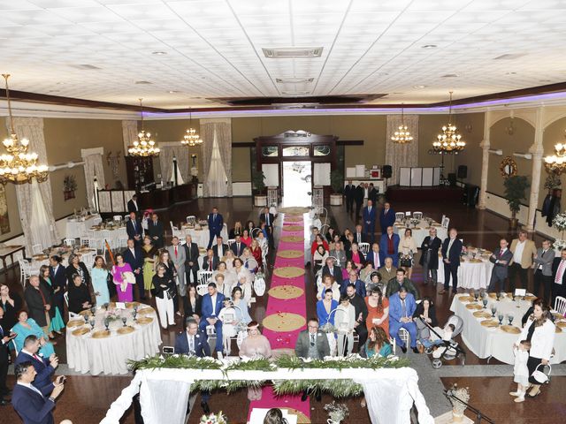 La boda de Toñi y Evaristo en Utrera, Sevilla 8