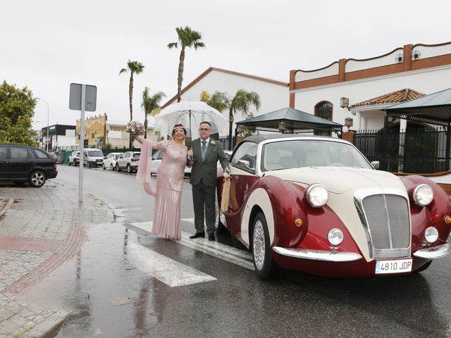 La boda de Toñi y Evaristo en Utrera, Sevilla 14