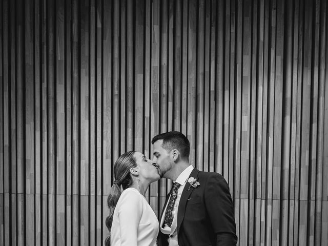 La boda de Edu y Paula en Teruel, Teruel 28