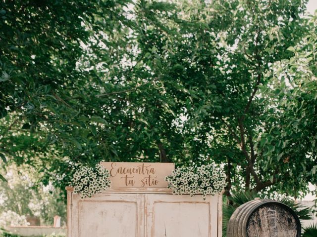 La boda de Lour y Jonny en Pozuelo De Calatrava, Ciudad Real 68