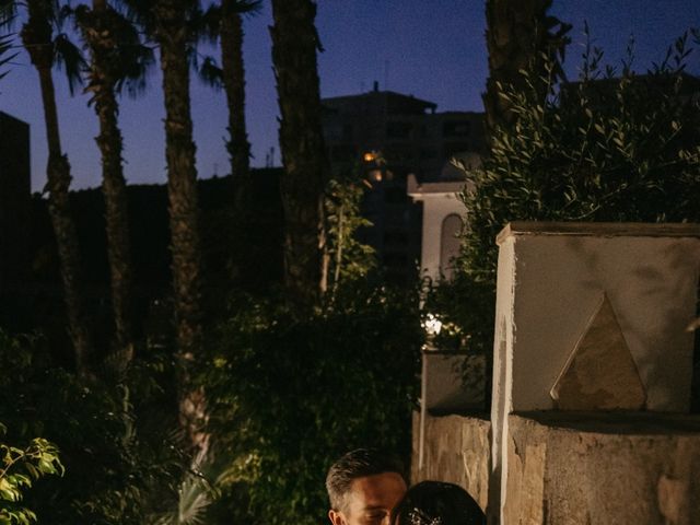 La boda de Guillaume y Laura en La/villajoyosa Vila Joiosa, Alicante 6