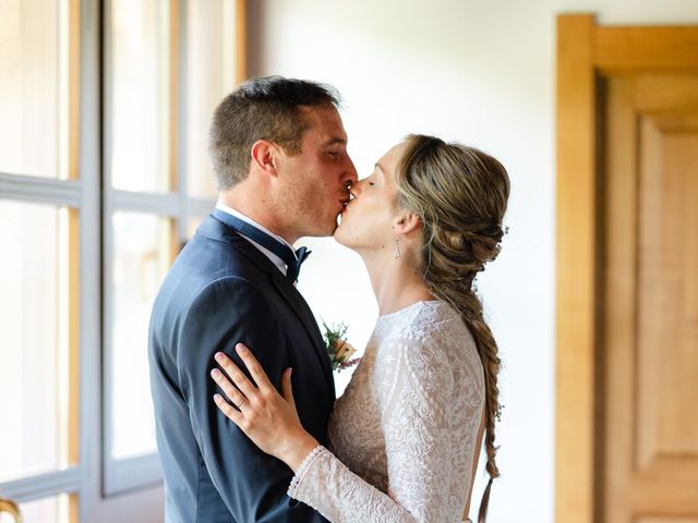 La boda de Jon y Alba en Bilbao, Vizcaya 33