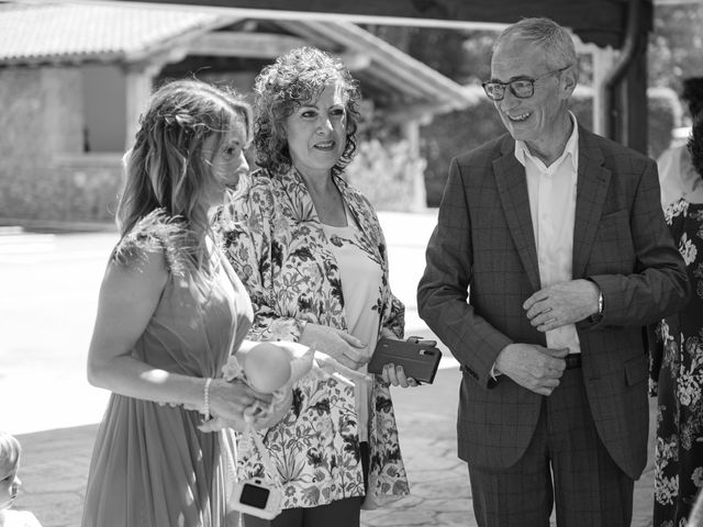 La boda de Jon y Alba en Bilbao, Vizcaya 37