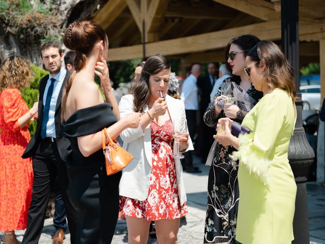 La boda de Jon y Alba en Bilbao, Vizcaya 46