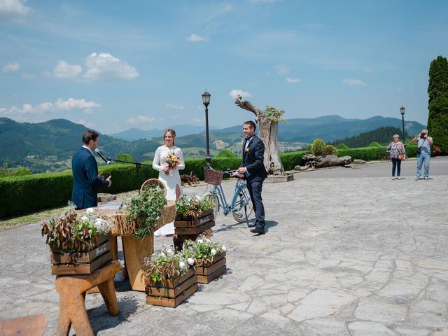 La boda de Jon y Alba en Bilbao, Vizcaya 62