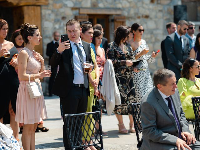 La boda de Jon y Alba en Bilbao, Vizcaya 80