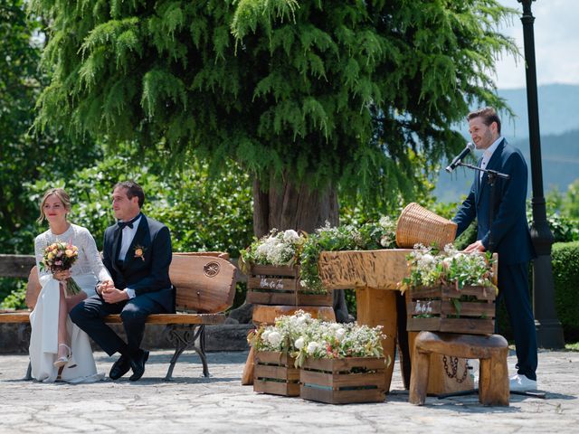 La boda de Jon y Alba en Bilbao, Vizcaya 87