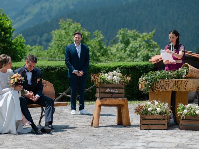 La boda de Jon y Alba en Bilbao, Vizcaya 97