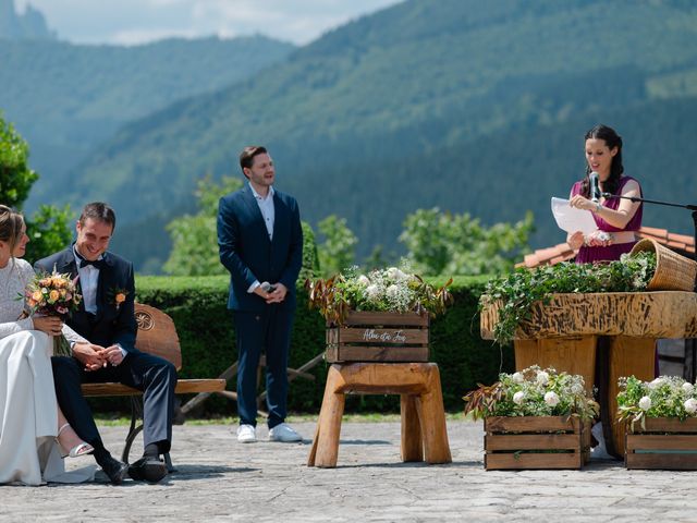 La boda de Jon y Alba en Bilbao, Vizcaya 100