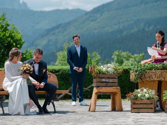 La boda de Jon y Alba en Bilbao, Vizcaya 101