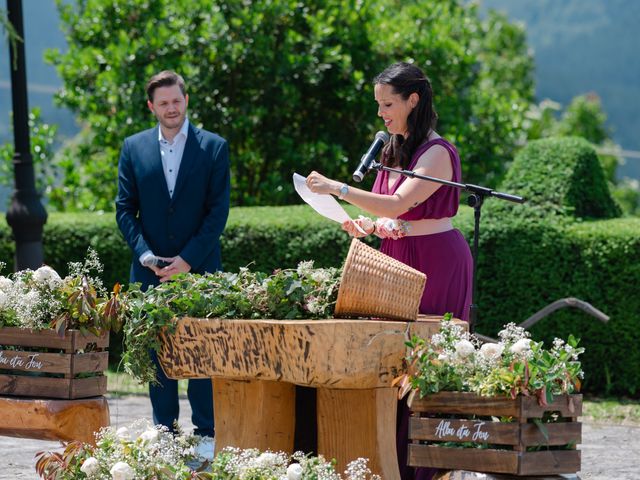 La boda de Jon y Alba en Bilbao, Vizcaya 103