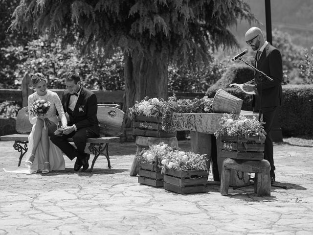 La boda de Jon y Alba en Bilbao, Vizcaya 129