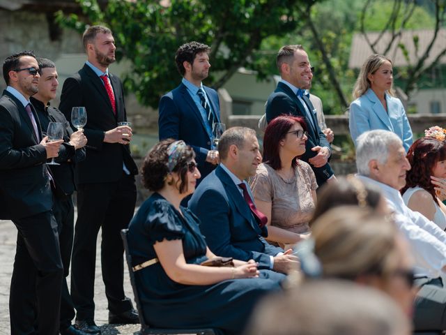 La boda de Jon y Alba en Bilbao, Vizcaya 135