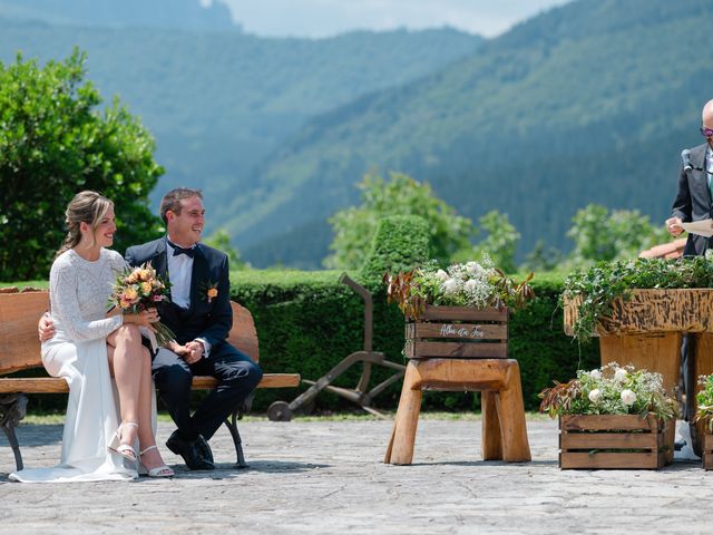 La boda de Jon y Alba en Bilbao, Vizcaya 139