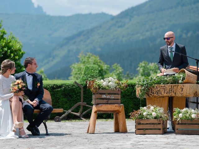 La boda de Jon y Alba en Bilbao, Vizcaya 140