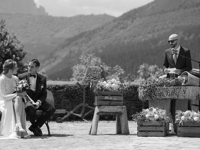 La boda de Jon y Alba en Bilbao, Vizcaya 144