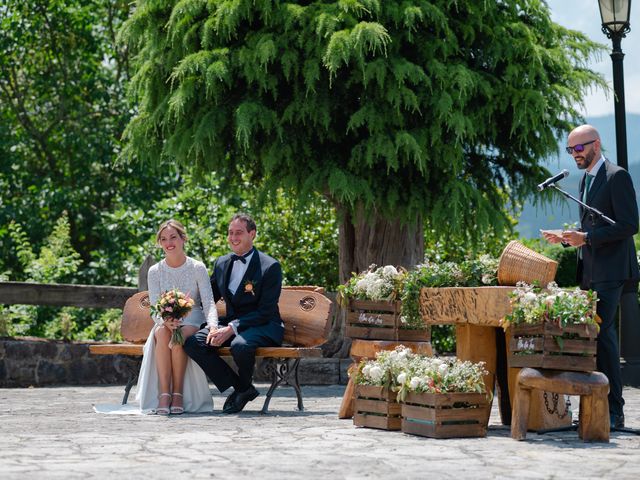 La boda de Jon y Alba en Bilbao, Vizcaya 157