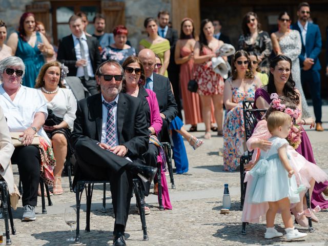 La boda de Jon y Alba en Bilbao, Vizcaya 159