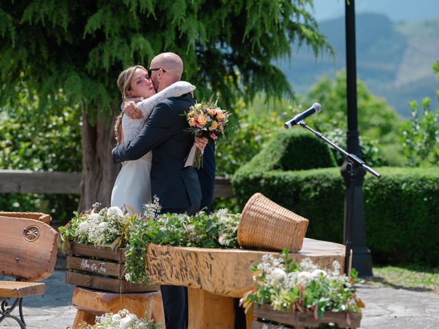 La boda de Jon y Alba en Bilbao, Vizcaya 177