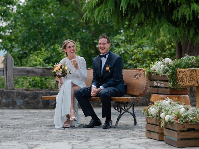 La boda de Jon y Alba en Bilbao, Vizcaya 194