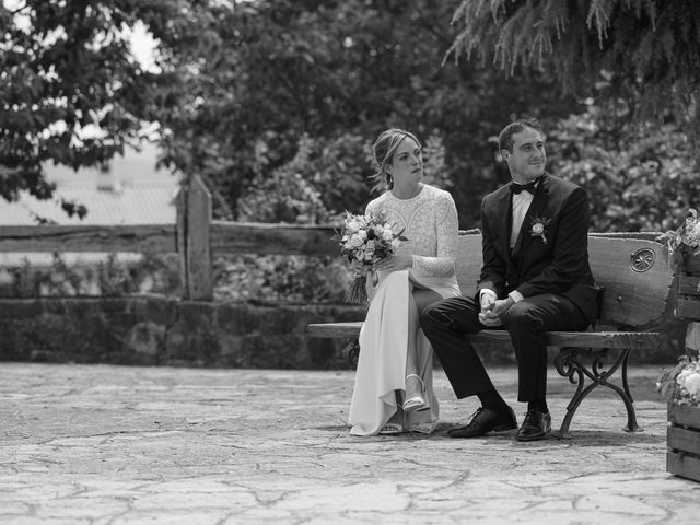 La boda de Jon y Alba en Bilbao, Vizcaya 198