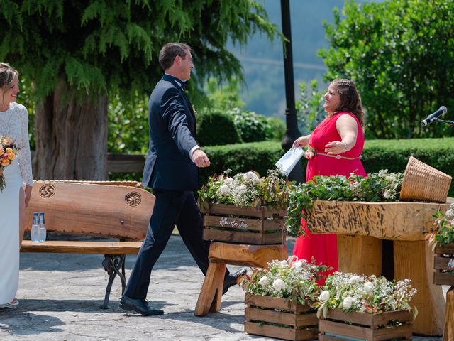 La boda de Jon y Alba en Bilbao, Vizcaya 205