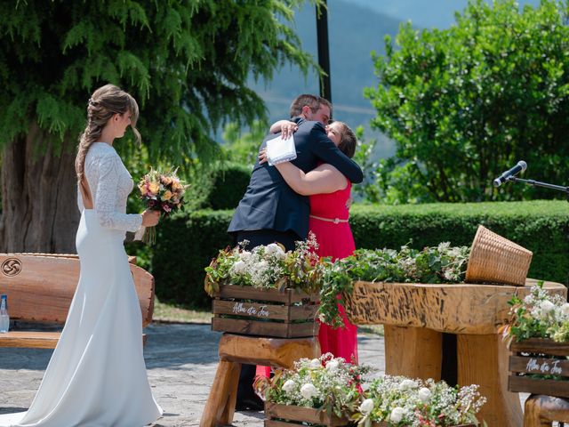 La boda de Jon y Alba en Bilbao, Vizcaya 207