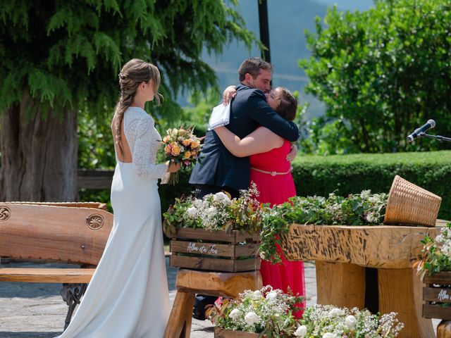 La boda de Jon y Alba en Bilbao, Vizcaya 209