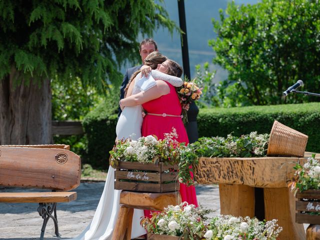 La boda de Jon y Alba en Bilbao, Vizcaya 216