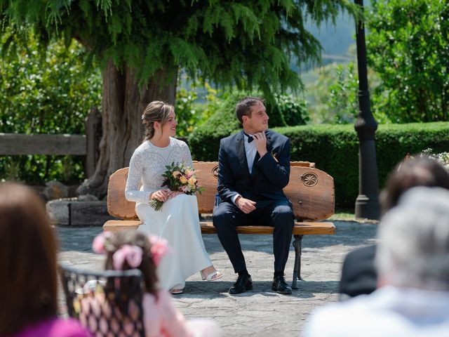 La boda de Jon y Alba en Bilbao, Vizcaya 221