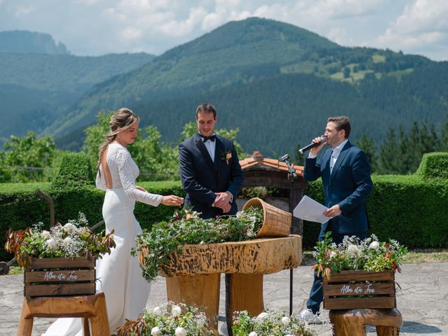 La boda de Jon y Alba en Bilbao, Vizcaya 254